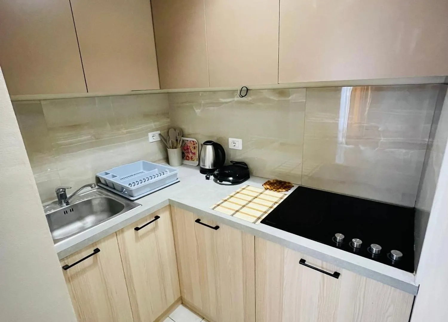 Eliona Apartments Sarande