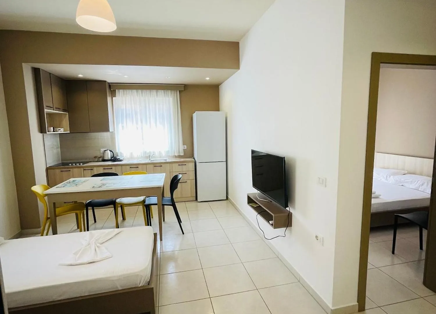 Eliona Apartments Sarande 0*,