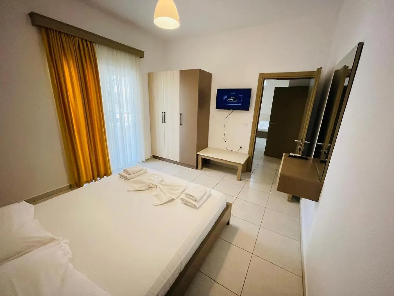 Eliona Apartments Sarande