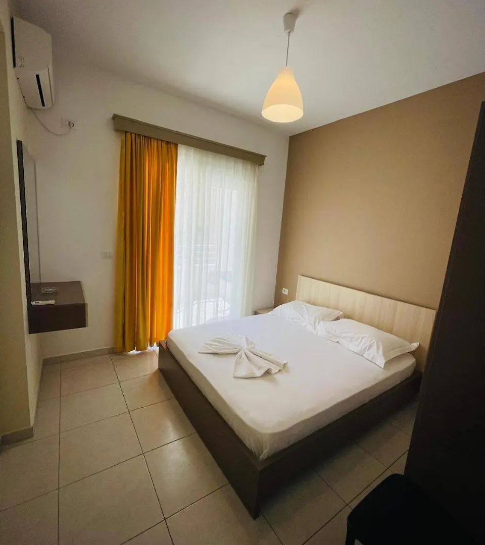 Eliona Apartments Sarande 0*,