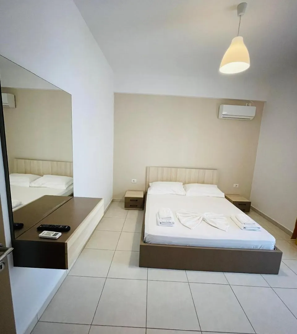 Eliona Apartments Sarande