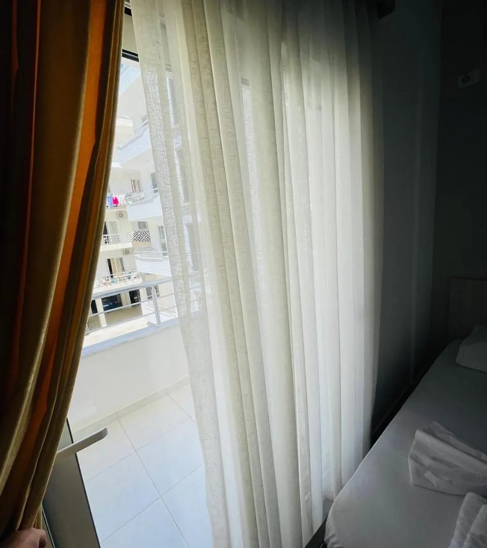 Eliona Apartments Sarande