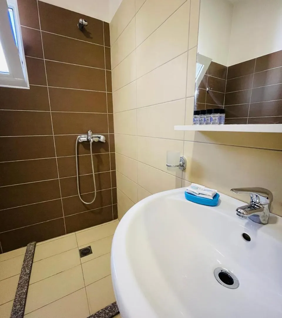 Eliona Apartments Sarande