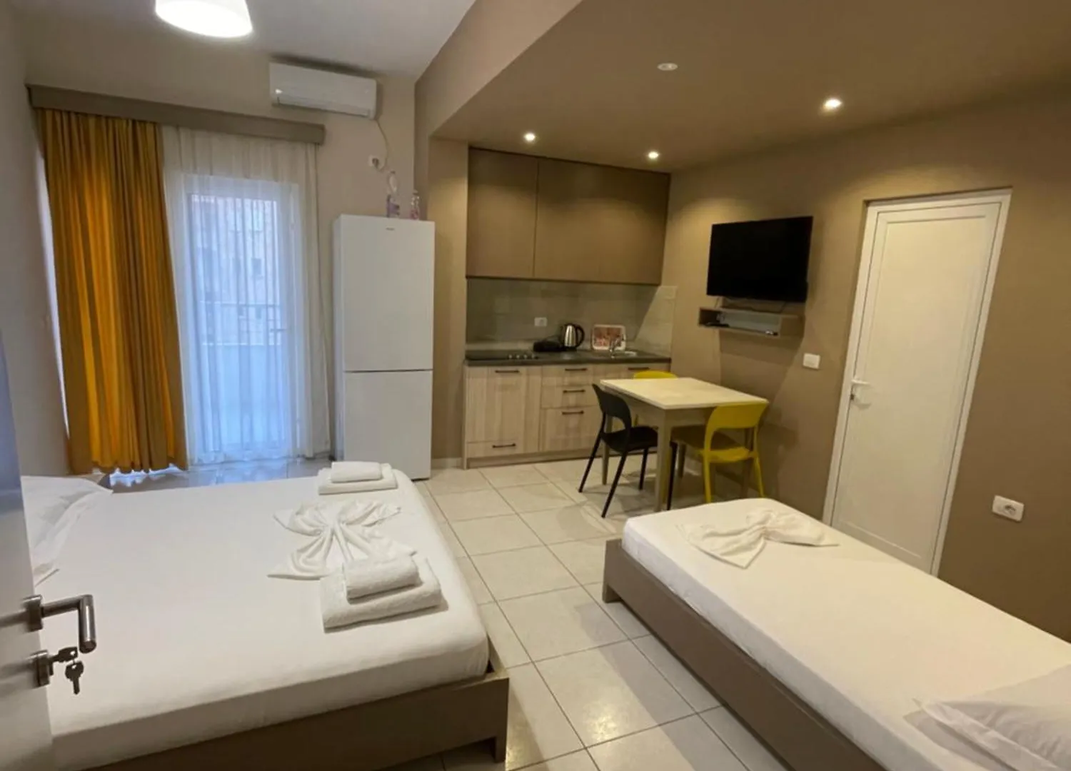 Eliona Apartments Sarande